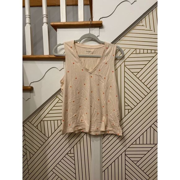 Old Navy Womens V Neck Tank with Strawberry Print NWT - Picture 2 of 6
